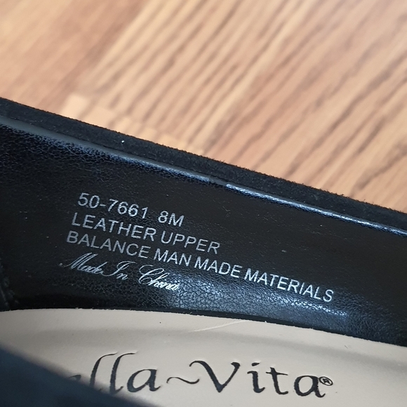 Bella Vita Nara Black Suede Pump Block High Heel Size 8 M - Picture 12 of 12